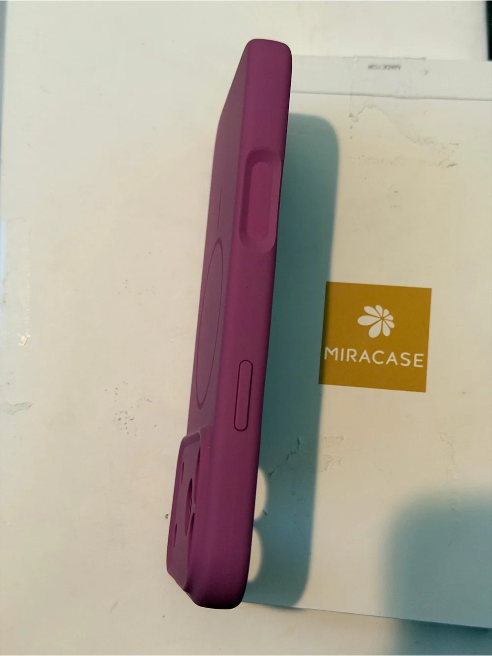 Miracase magnetic iphone